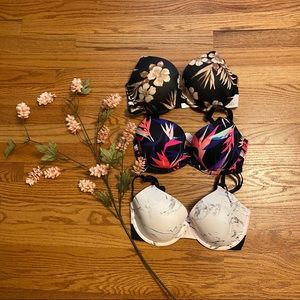 Victoria’s Secret PINK lightly lined bras